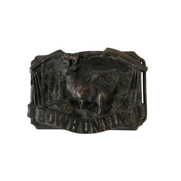 Vintage Vintage Belt Buckle Bow Hunting Big Buck In Mountain Forest 1983 - Picture 1 of 5